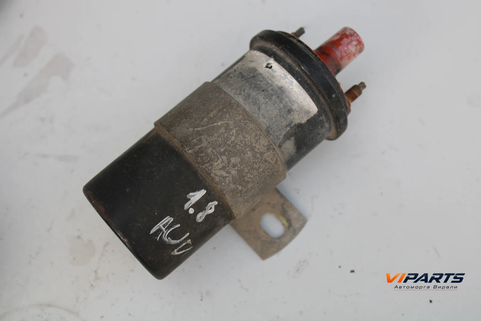 Бобина Audi 90 B3 OEM 0221122379