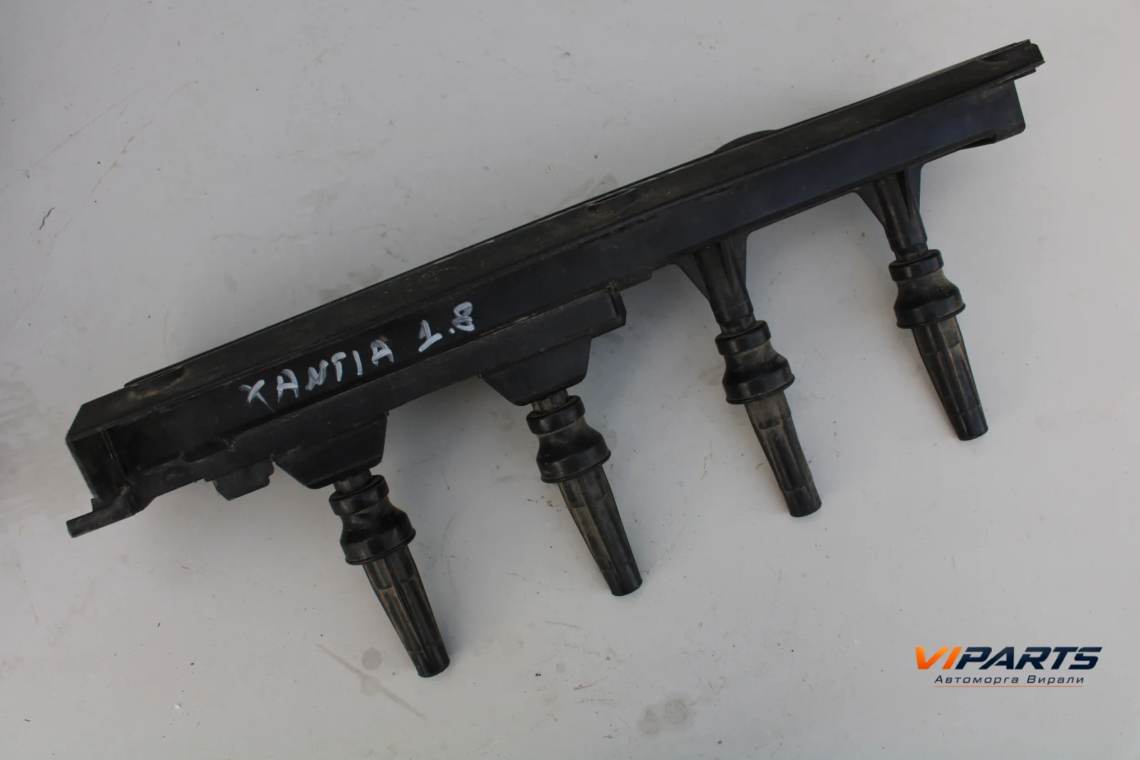 Бобина Citroën Xantia (1992 – 2002) 1.8 OEM 96 211 048 80