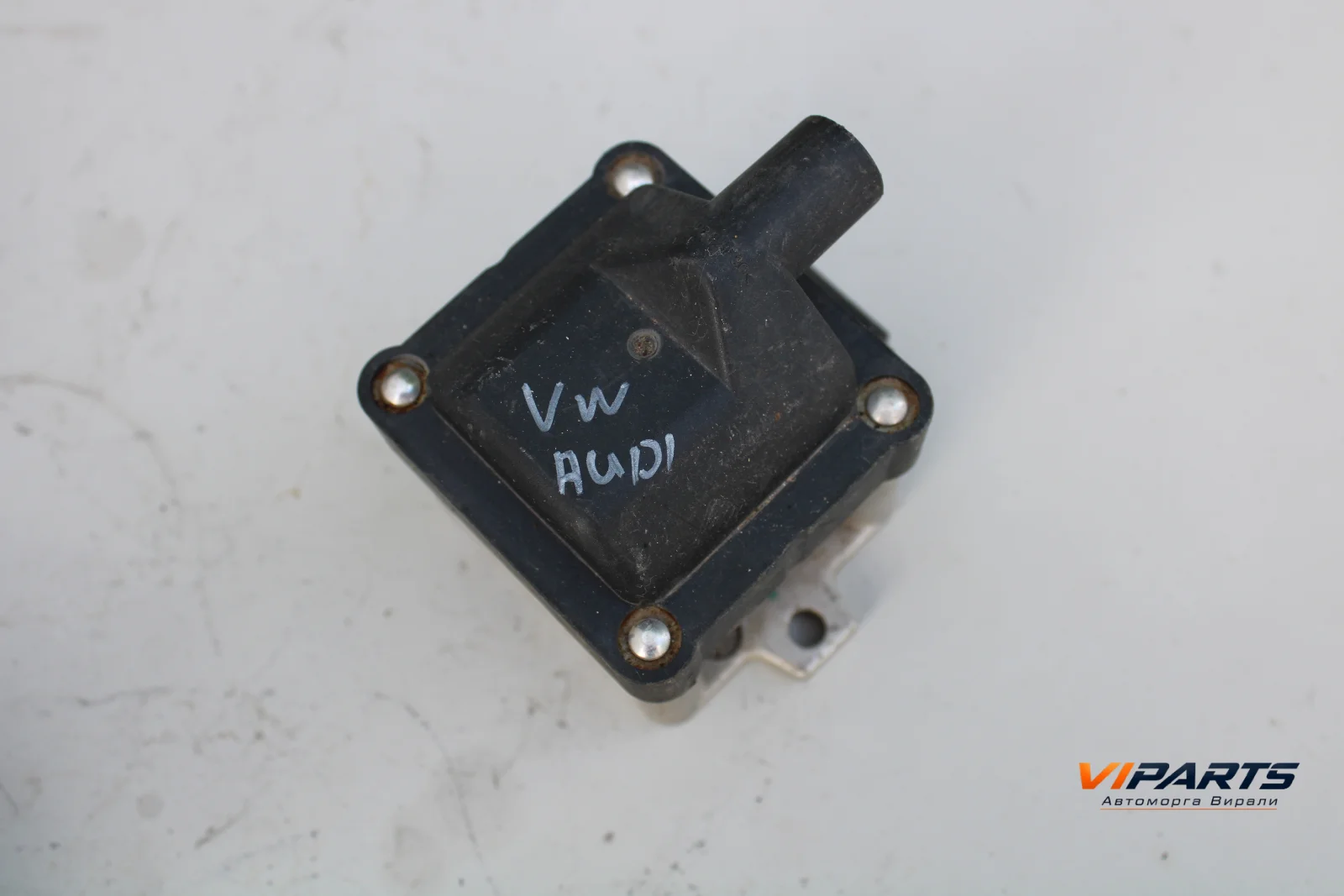 Бобина Volkswagen Golf III OEM 6N0905104
