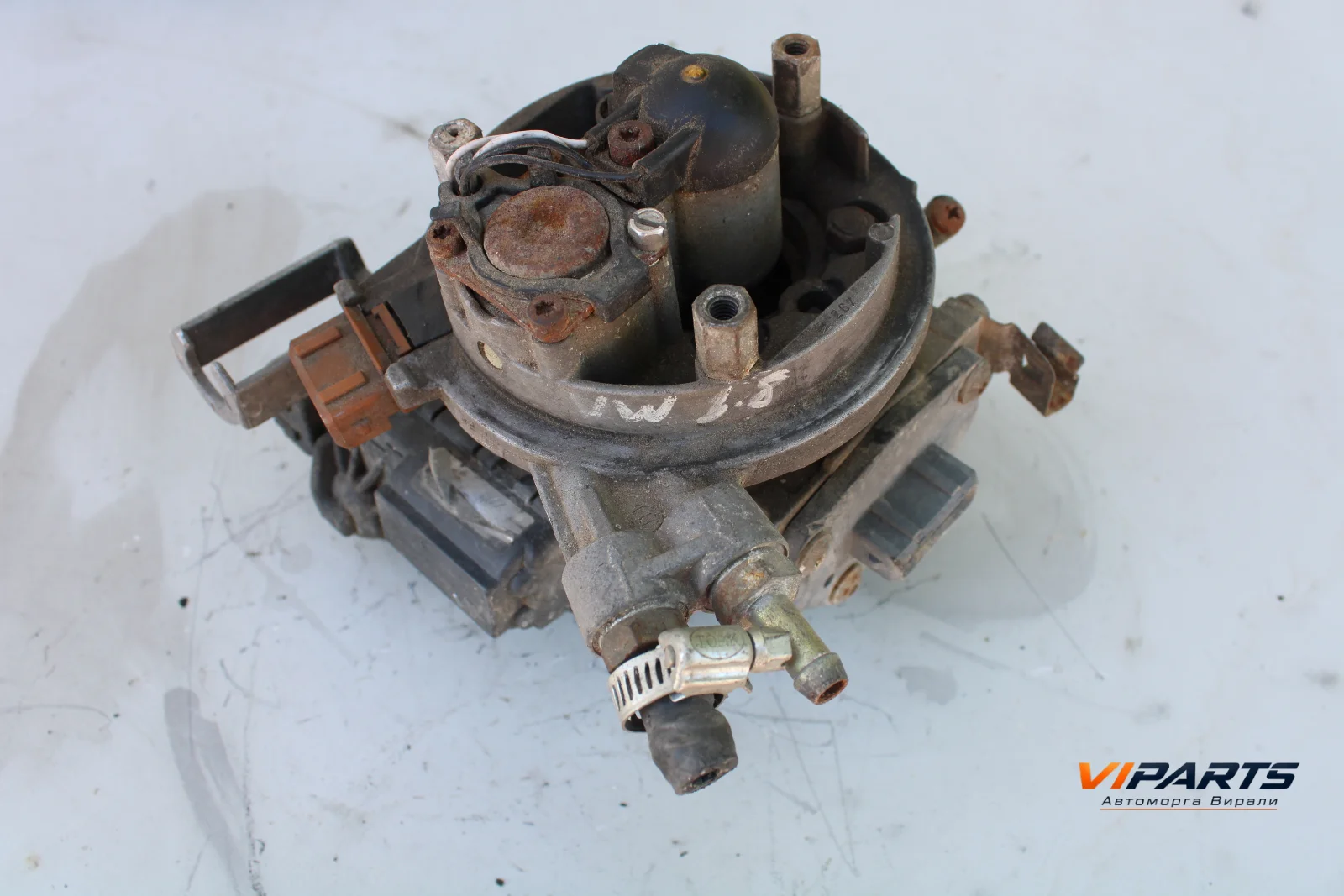 Моноинжекцион Volkswagen Passat B3 1.8 OEM 0132008600